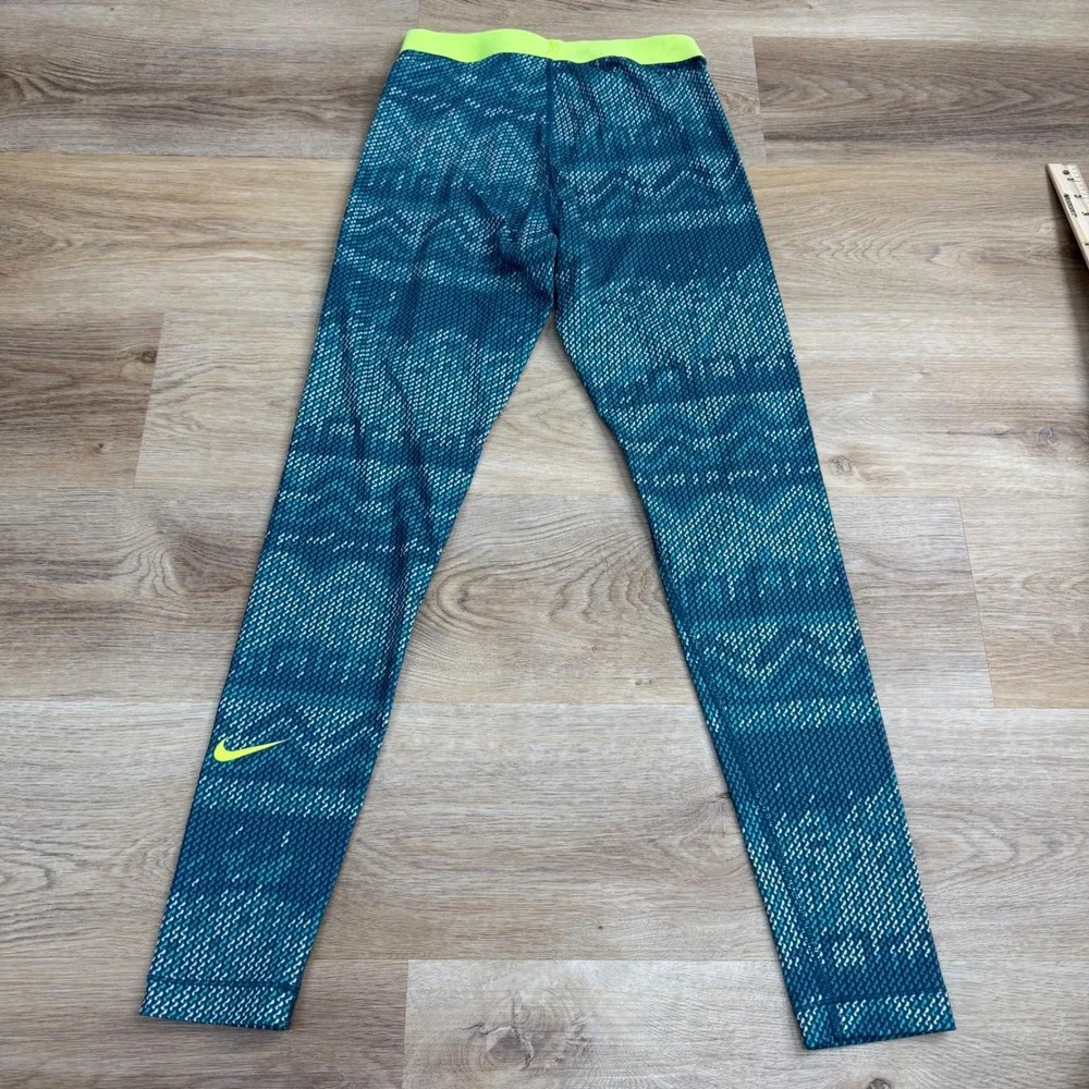 Nike Pro Dri-FIT Geometric Pattern Leggings Women M